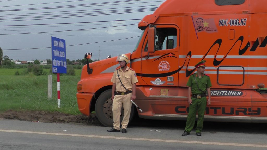 Tuyến đường cảnh báo nguy cơ mất an toàn giao thông Tuyến đường cảnh báo nguy cơ mất an toàn giao thông