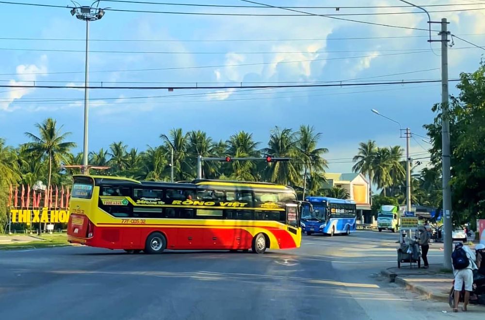 Nhà xe rồng việt dịch vụ thương mại chuyên nghiệp Nhà xe dragon việt dịch vụ thương mại chuyên nghiệp