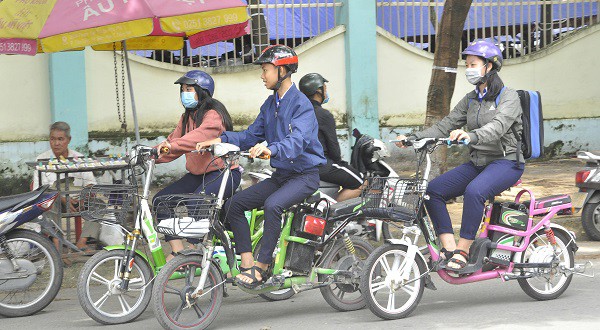 Tổng hợp mũ bảo hiểm khi đi xe đạp điện tương thích cho giới trẻ hiện nay Tổng hợp mũ bảo đảm khi đi xe đạp điện thích hợp cho người trẻ tuổi hiện nay