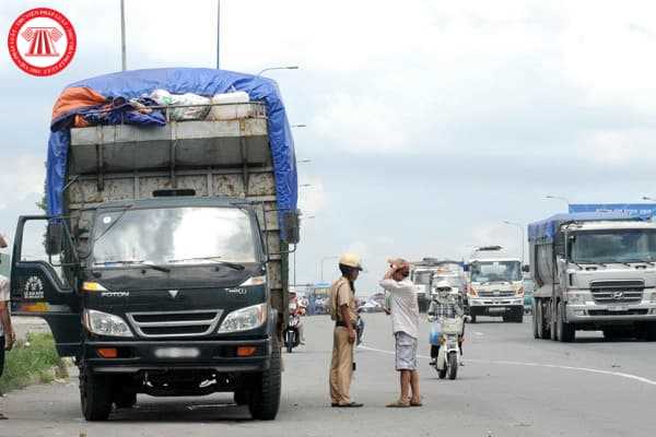 Mức phạt quá thiết lập so với xe sở hữu là bao nhiêu Mức vạc quá cài so với xe sở hữu là bao nhiêu